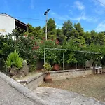 Semesterbostad Elios Summer House